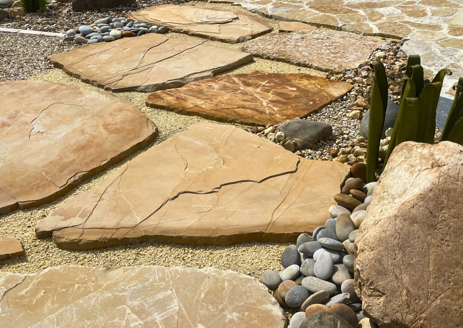 Accueil avec Aquiter Pierres Distribution